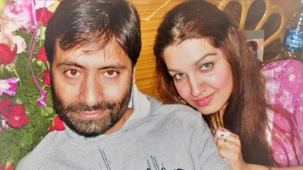 Omar Abdullah says Appointing Yasin Malik s wife as advisor to PM Pakistan s internal matter