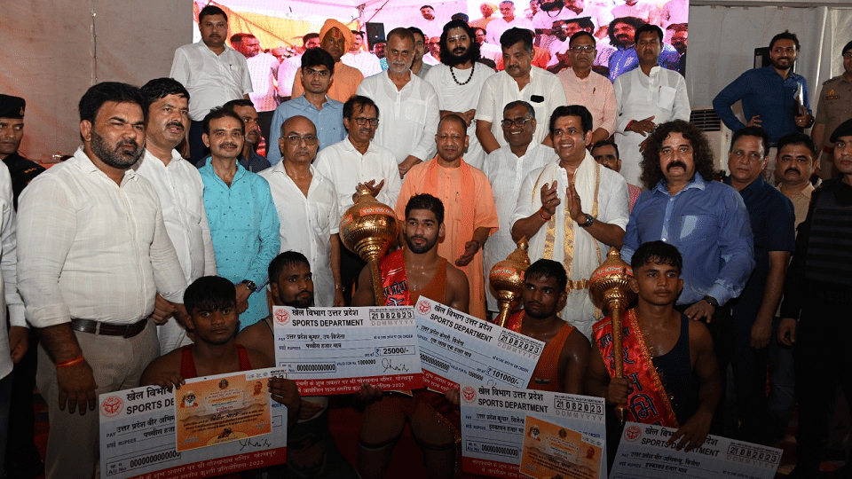 CM Yogi said under leadership of PM Modi players got a wide platform and encouragement and Congratulating Nagp