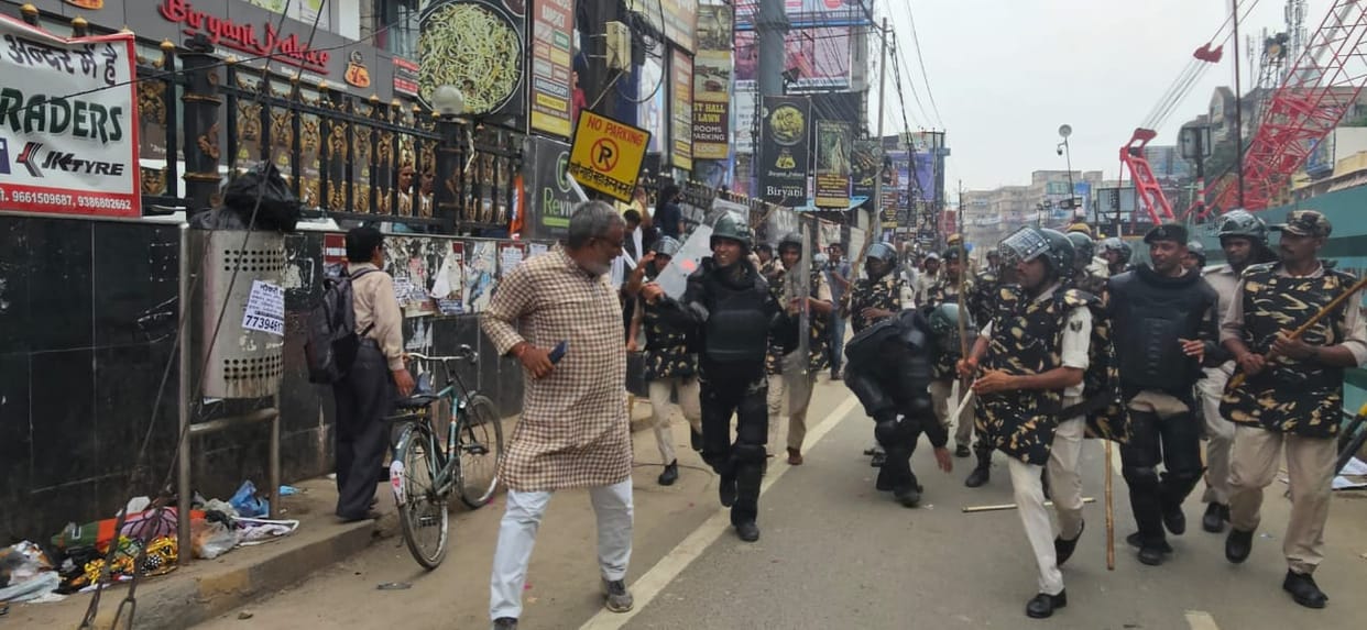 speaker of india parliament summoned Nitish Kumar Patna DM and SSP Patna for lathicharge on bjp mp Lok Sabha
