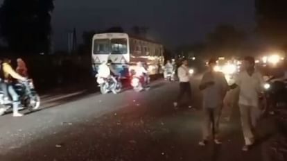 सिरसा एयरफोर्स स्टेशन के पास हादसा: रोडवेज बस और कार की हुई टक्कर, कार चालक की मौत Accident near Sirsa Air Force station: roadways bus and car collided, car driver died