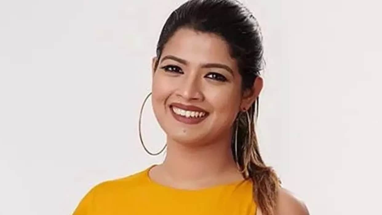 Singer Amrutha Suresh Registered complaint against YouTube channel propagating false news about her daughter