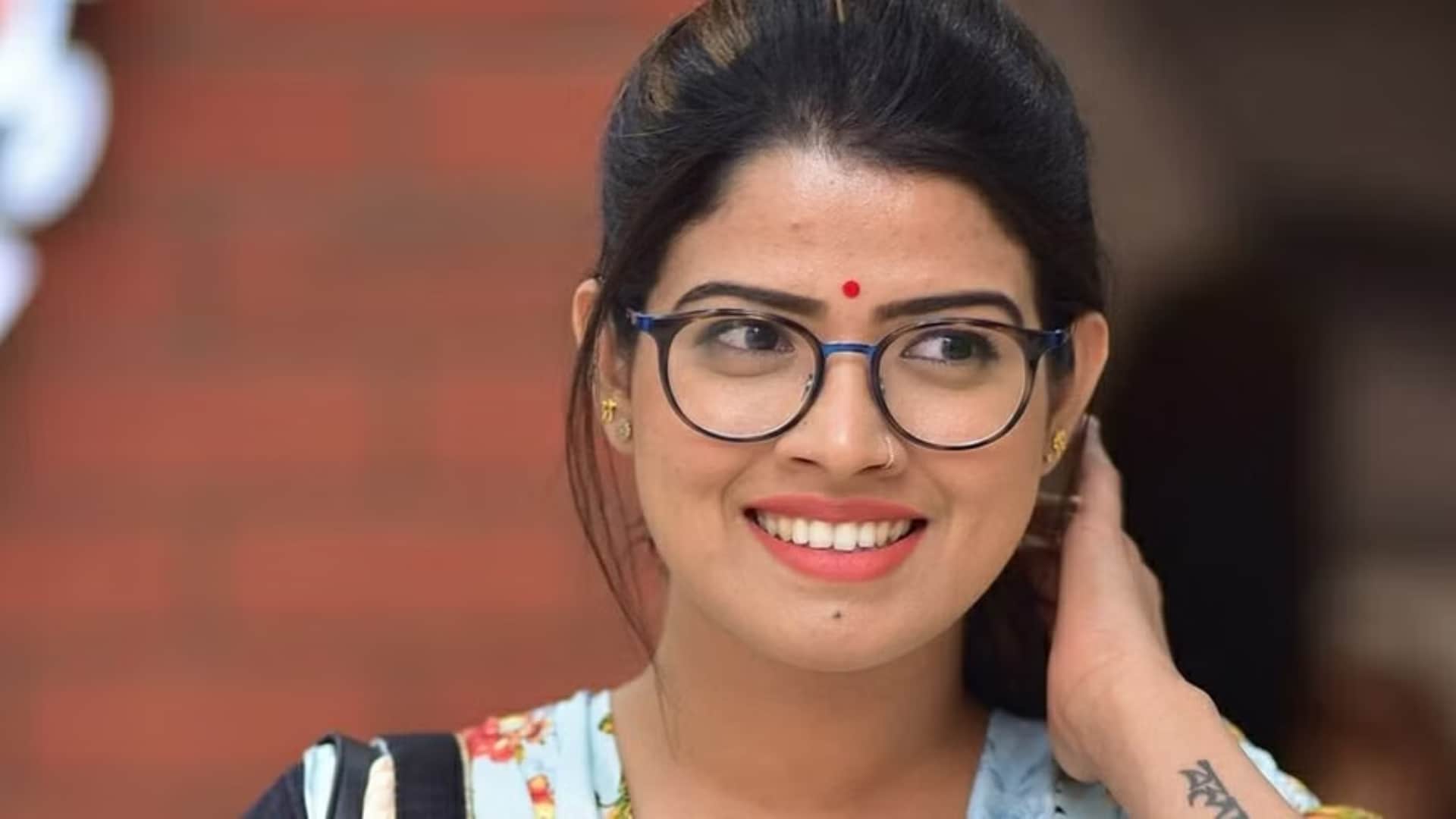 Singer Amrutha Suresh Registered complaint against YouTube channel propagating false news about her daughter