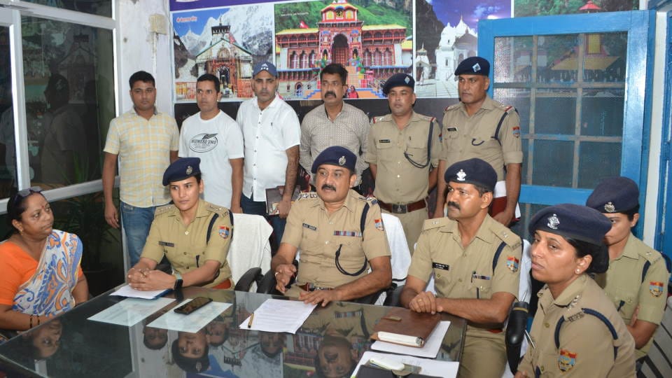 Roorkee news Interstate child theft gang Busted one child released