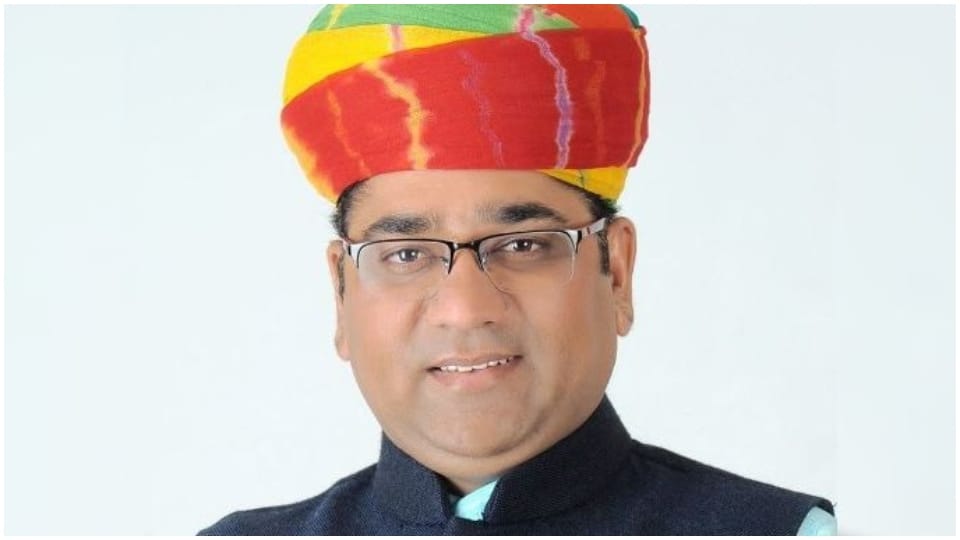 BJP MLA Suresh Singh Rawat in Rajasthan accused of cheating 4.5 crores in the name of getting MP ticket