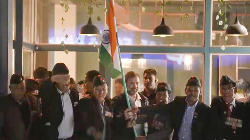 rahul gandhi ladakh visit: Congress MP Rahul Gandhi interacts with Army veterans in Ladakh