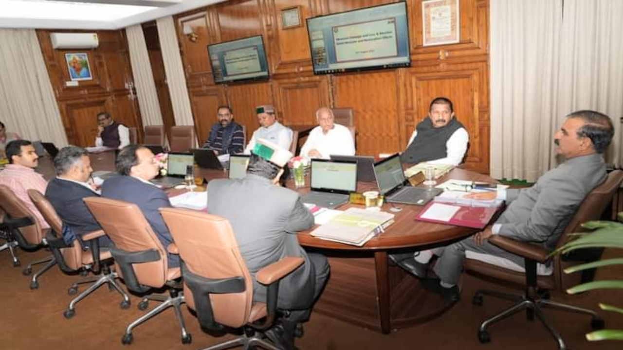 Hp Cabinet Meeting Decision Today: Gift to part time water carriers, MDM workers, amendment in energy policy