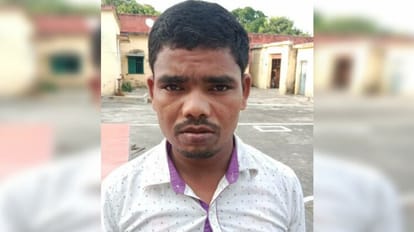 Bihar: युवक ने बिजली काटकर पहले गांव को अंधेरे में डुबोया, फिर घर में घुस महिला से किया गलत काम; लोगों ने पीटा A young man first cut off electricity of village, then entered house and raped a woman in Bhagalpur