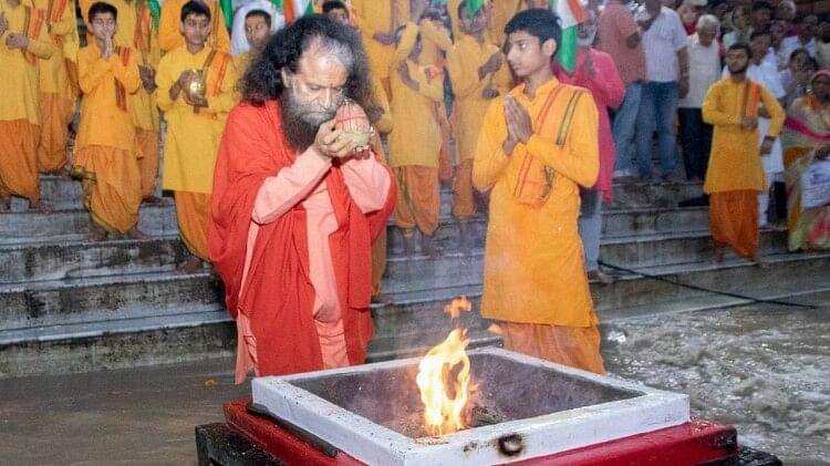 Chandrayaan-3 Landing Special worship in Uttarakhand CM Dhami congratulated ISRO scientists