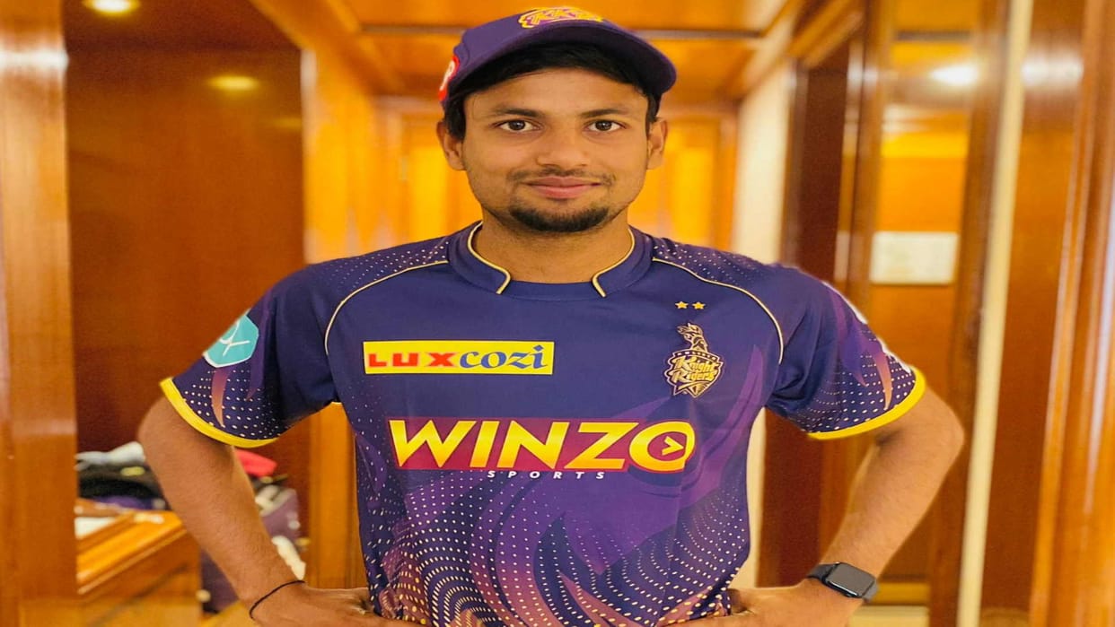 Kushinagar boy jamshed selected in upipl 2023