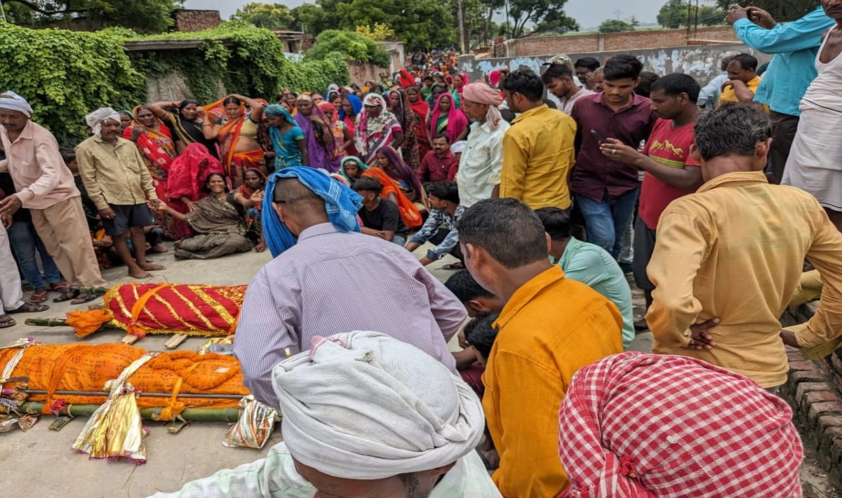 older brother died Due to grief in youngter borther death in azamgarh village was in agon