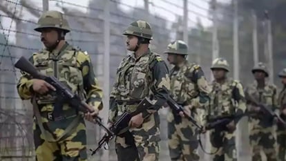 जम्मू कश्मीर: पत्नी ने मायके में लगाई फांसी, कुपवाड़ा में BSF जवान ने खुद को मार ली गोली Jammu Kashmir: Wife hanged herself in her parents home kupwara BSF jawan shot himself in Kupwara