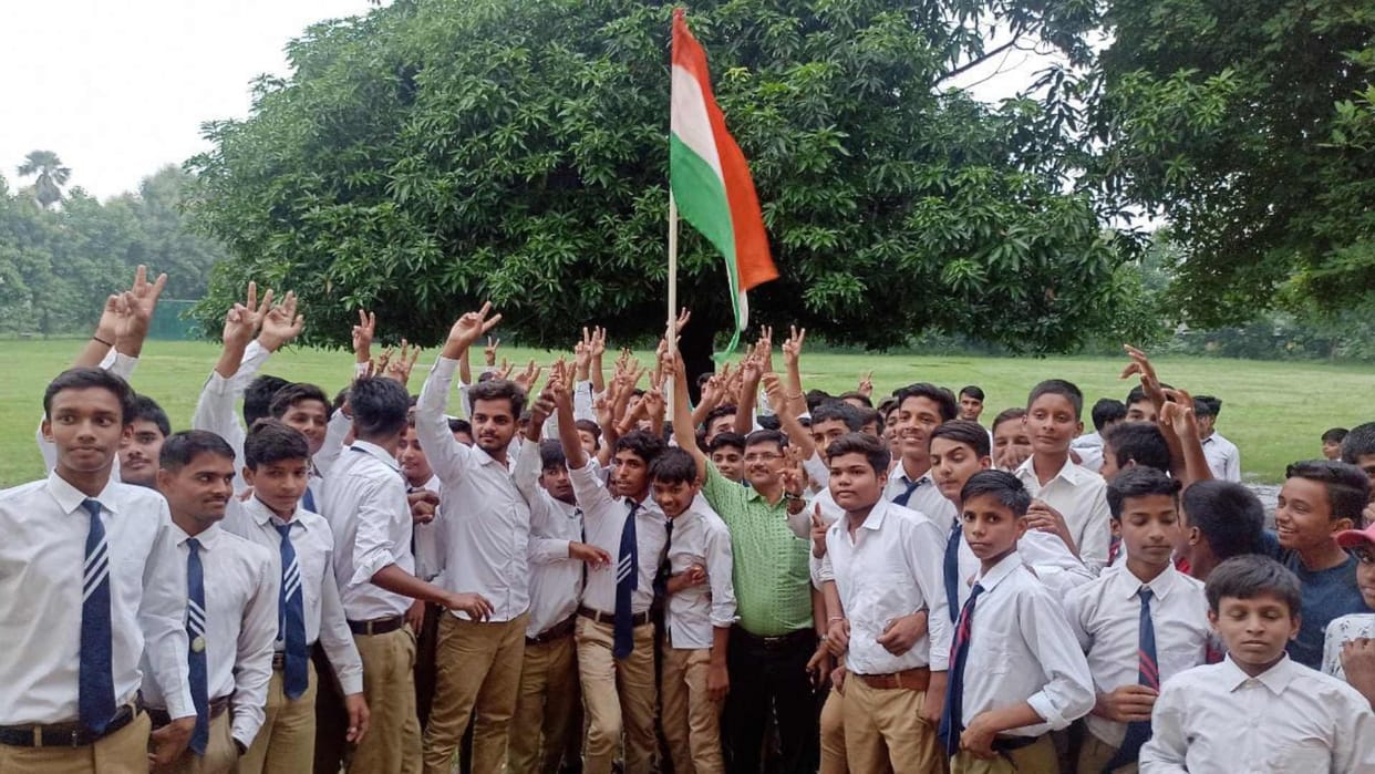 Joy in Gorakhpur due to successful landing of Chandrayaan 3