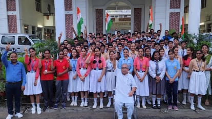Joy in Gorakhpur due to successful landing of Chandrayaan 3