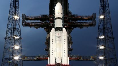 Chandrayaan-3 launch vehicle Part makes uncontrolled re-entry into Earth atmosphere ISRO