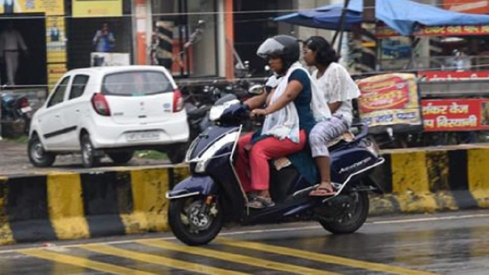 Weather cool due to heavy rain in Moradabad, people got relief from humidity
