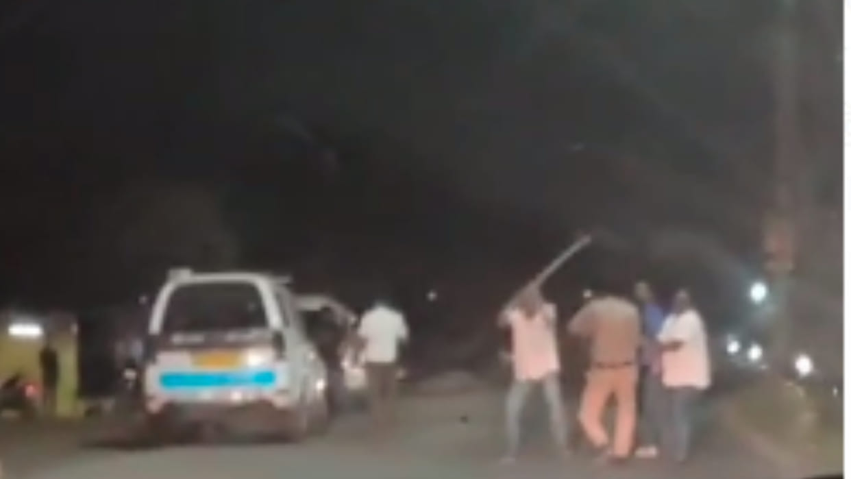 Bhopal Crime: Liquor shop employees beat constable who came to close the shop