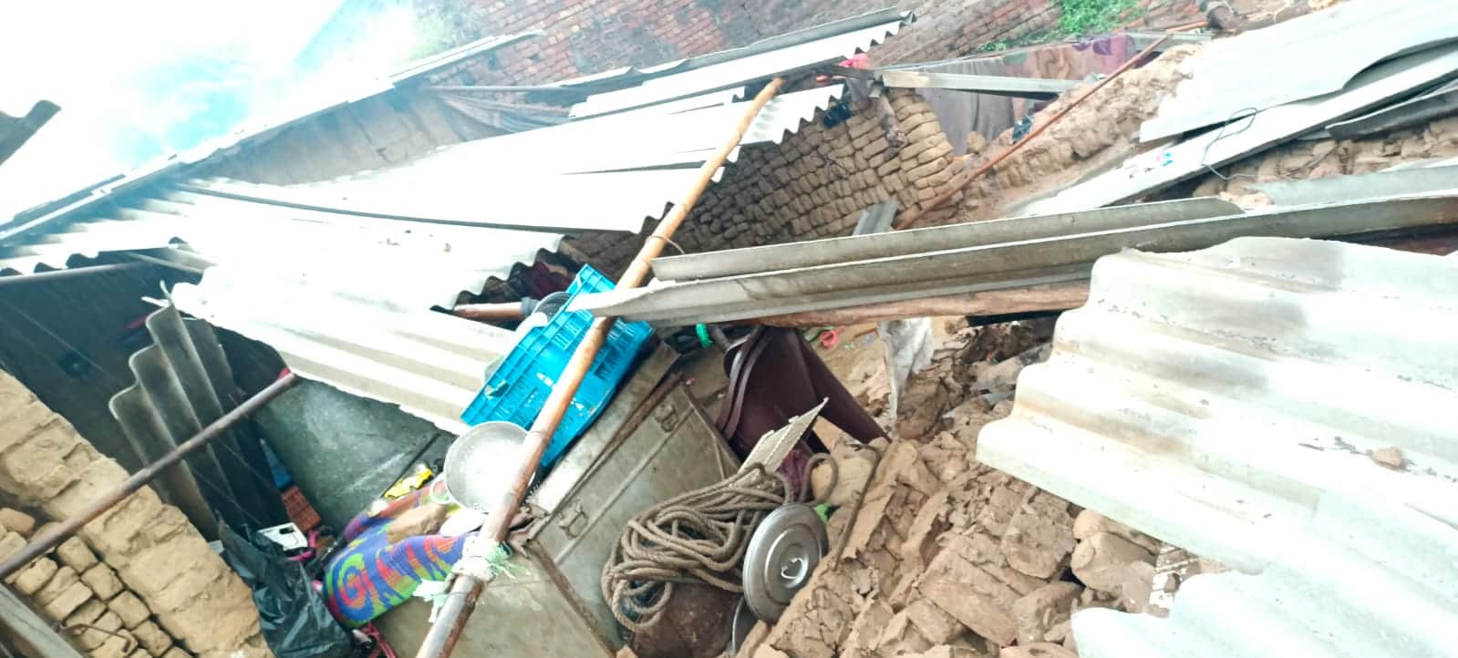 Rain: rain gives  relief from the heat due to rain in western UP, roads submerged, know weather update