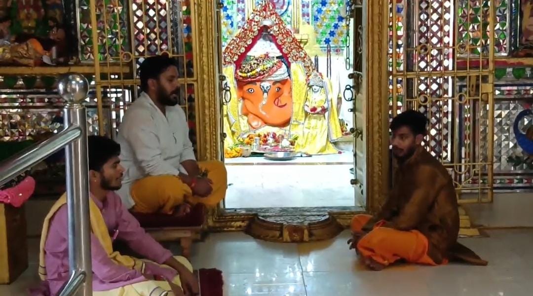 Chandryaan-3 Landing: For the successful landing of Chandrayaan, somewhere Hanuman Chalisa and somewhere Havan