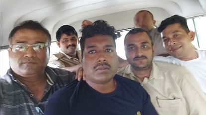 Bihar News: SHO arrested while taking bribe in Aurangabad, kidnapping case, Bihar Police, Vigilance team