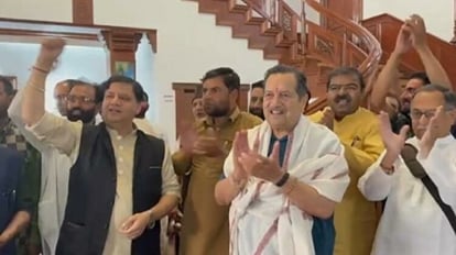 Srinagar: चंद्रयान-3 की सफलता पर इंद्रेश कुमार ने वैज्ञानिकों को दी बधाई, PoJK वापस लेने को लेकर कही यह बात Indresh Kumar congratulates scientists and countrymen on the success of Chandrayaan-3