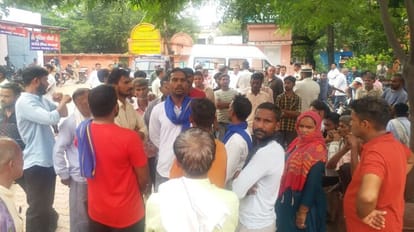 Saharanpur: श्रद्धालुओं की ट्राॅली नदी में गिरने के मामले में मृतकों की संख्या हुई नौ, पांच और शव मिले accident: Death toll rises to nine, five more bodies found in tractor trolley falling into river