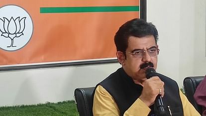 Indore News: सांसद शंकर लालवानी बोले सिर्फ सरकार और प्रशासन नशे पर रोक नहीं लगा सकते, जनजागरण जरुरी MP Shankar Lalwani said only government and administration cannot stop drugs, public awareness is necessary