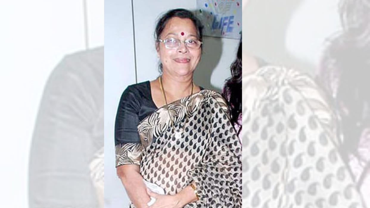 Senior Actress Seema Deo wife of Actor Ramesh Deo passed away at the age 81