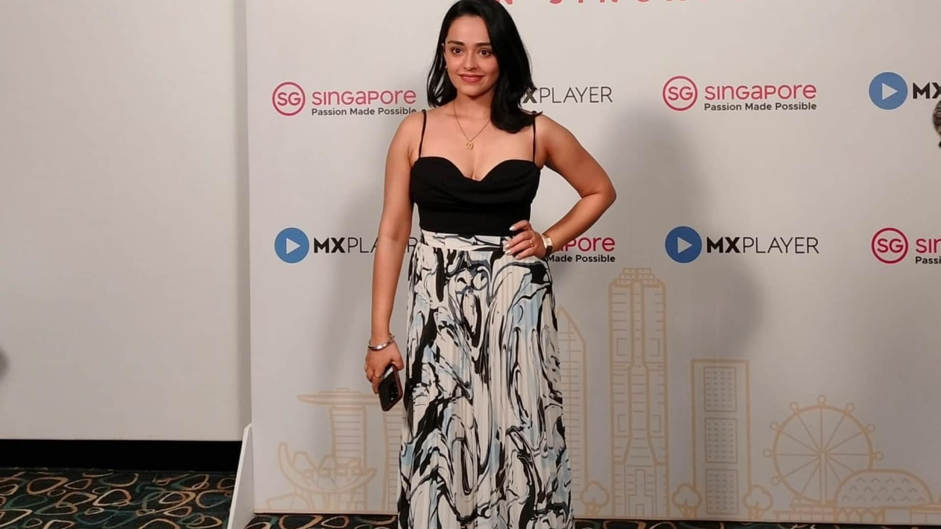 lost and found in singapore intricately follows the journeys of Rithvik Dhanjani and Apoorva Arora read here