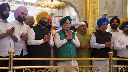 Prayers for the safe landing of Chandrayaan went on throughout the day from temples, mosques to gurudwaras