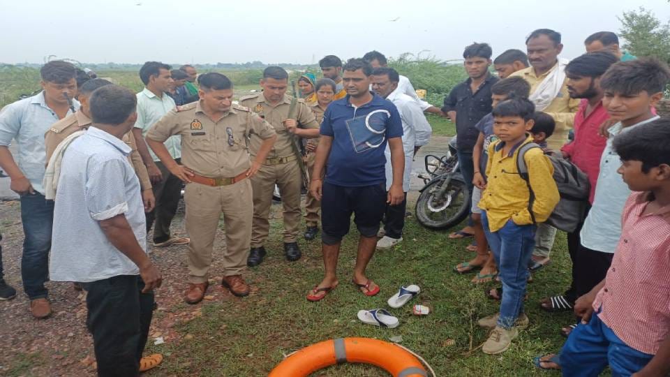 in-laws harassed married woman jumped into canal with children Dead body found after 48 hours