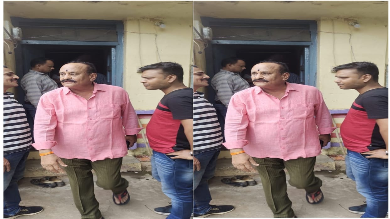 Shahdol Constable of Excise Department was caught taking bribe of five thousand Lokayukta took action
