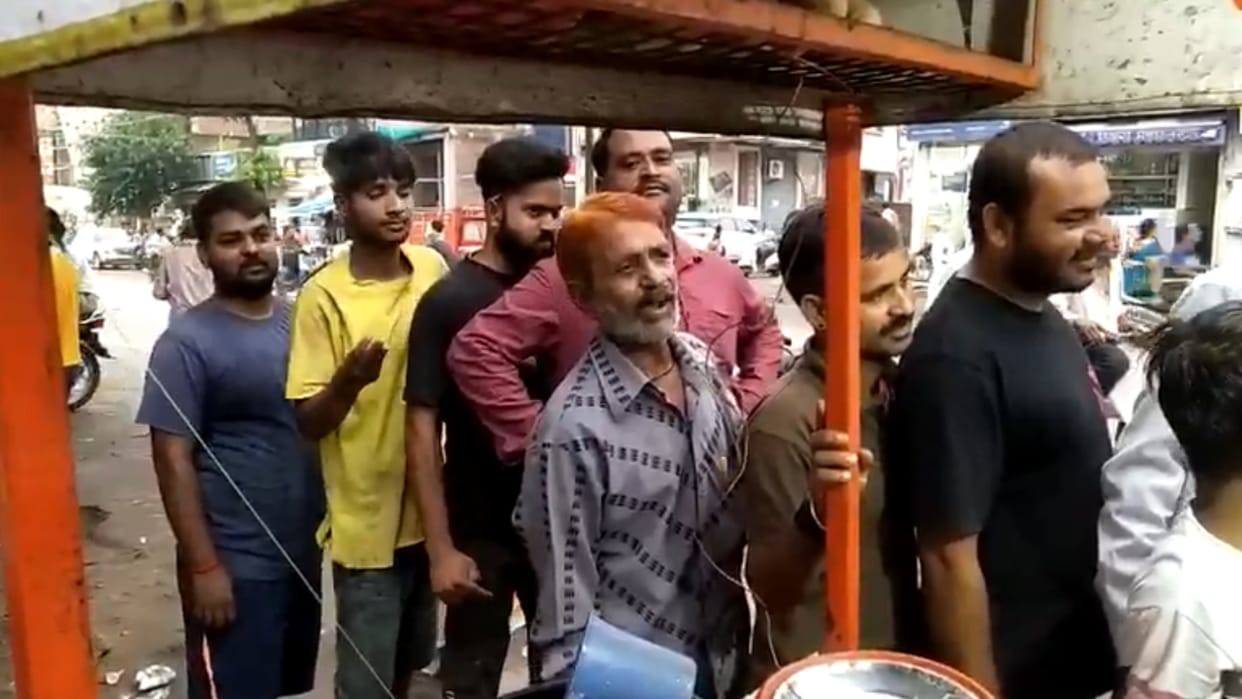 Chandrayaan-3: Gwalior chat seller served free Pani Puri on the successful landing of Chandrayaan-3