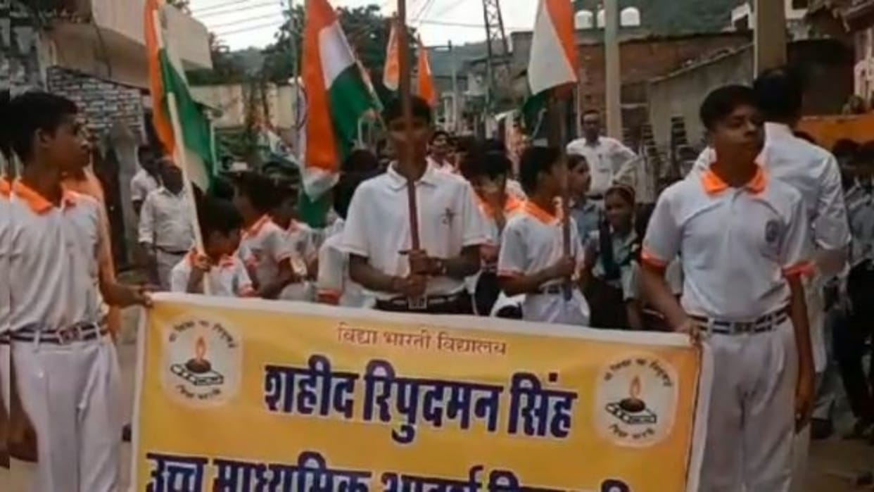 Sawai Madhopur Children take out tricolor rally for Chandrayaan-3 successful landing