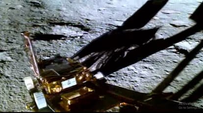 Chandrayaan 3 ISRO shares video of Pragyan Rover and Vikram Lander on Moon Surface news and updates