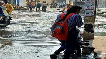 Anger erupted on waterlogging as soon as the municipality chairman arrived