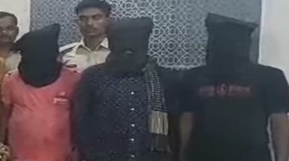 Bihar Crime News: योजना बनाकर बैंक लूटने पहुंचे थे बदमाश; पुलिस ने तीन को पकड़ा, बाकी हुए फरार Miscreants had reached Sitamarhi to rob PNB bank after planning; Police caught three, rest absconded