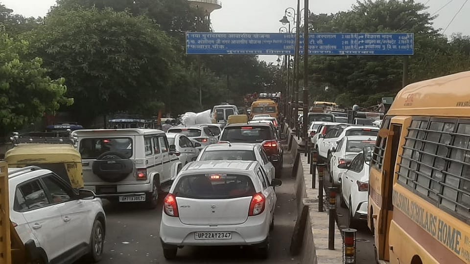 Moradabad: No traffic zone till 28 on Delhi Highway, operation two wheelers and cars will also be stalled
