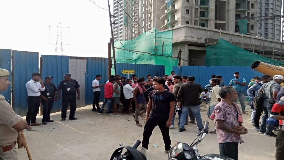 Three laborers died due to electrocution at construction site in Ghaziabad