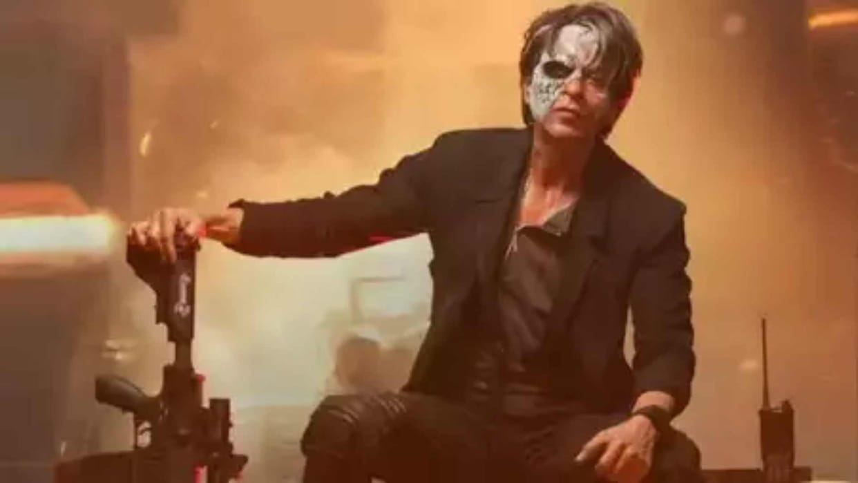 Shah Rukh khan starrer Jawan Telugu Dubbed Record advance booking 80% Seats are booked