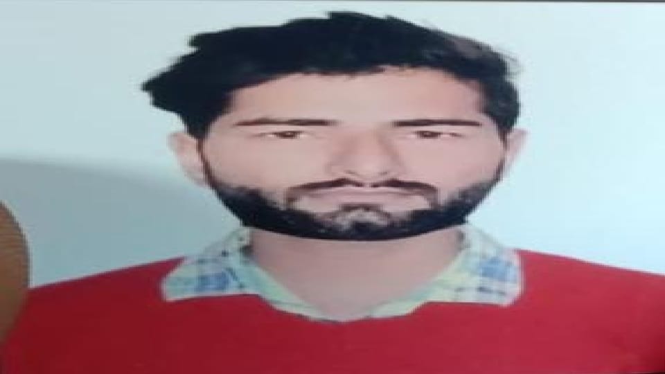 Eunuch pushed young man into Western Yamuna Canal In Yamunanagar