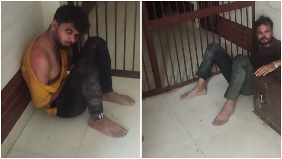Moradabad: miscreants put gun on husband forehead, looted jewelry from the wife