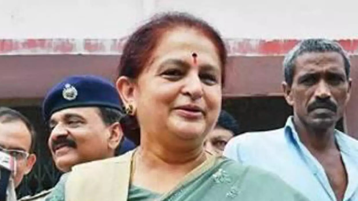 Politics heats up after allegations of embezzlement of crores on former minister Archana Chitnis