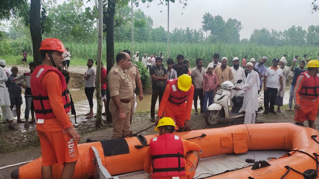 Saharanpur Accident: one more body found in the river, till now death of 10 peoples