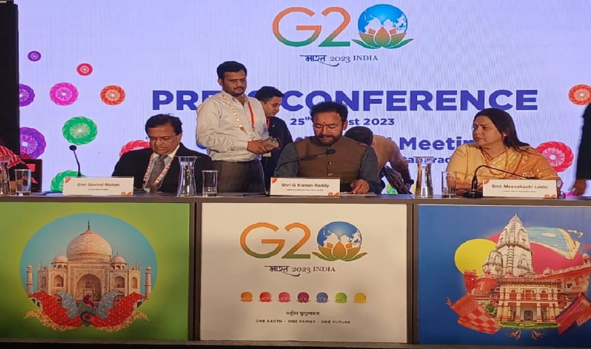 Union Minister G Kishan Reddy hit back at Rahul Gandhi on china issue said first ask your family