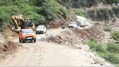 Kullu Mandi National Highway Restored for Light Vehicles after three days