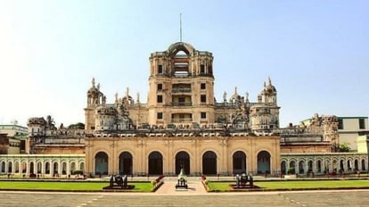 Lucknow: लामार्ट कॉलेज का छात्र लापता, मां ने यूएस में रह रहे पति पर दर्ज कराई एफआईआर Lucknow: Lamart College student missing, mother lodges FIR against husband living in US