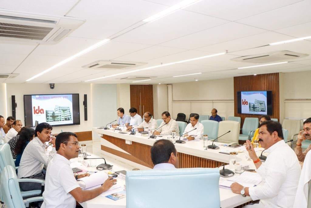ten thousand capacity convention center to be built on Super Corridor