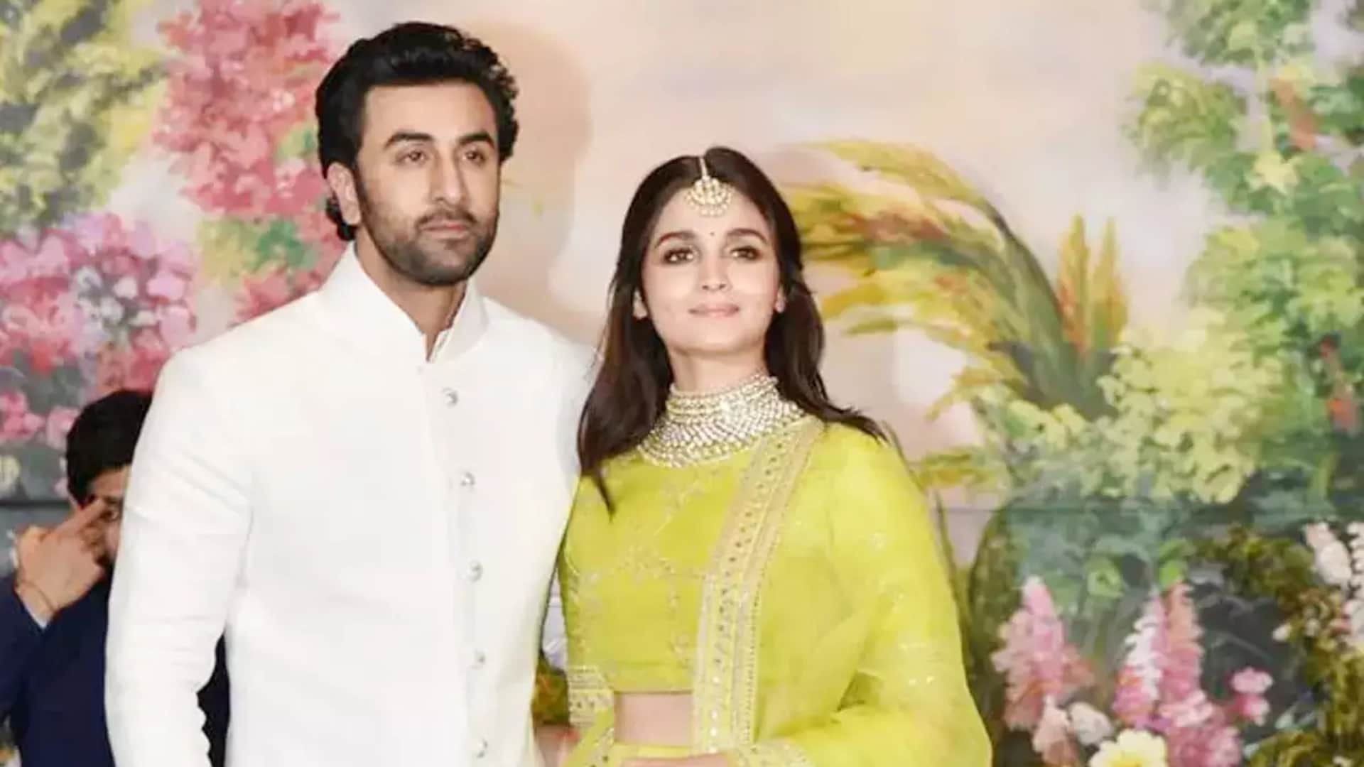 These stars have been trolled for their partner Rakhi Sawant adil durrani Shlipa Shetty Alia Bhatt