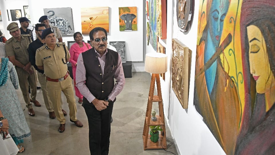 Inmates of Burail Jail work