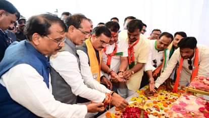 CM Shivraj says I run family not government I swear on Rakhi that I will not let tears remain in eyes of siste